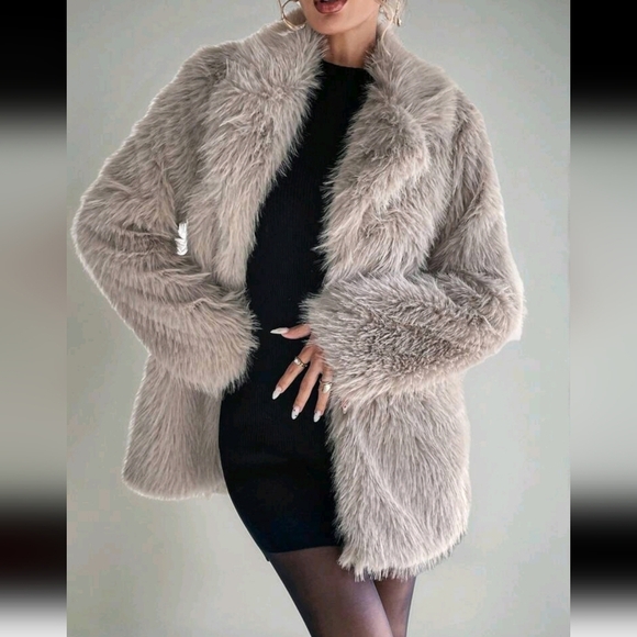 Roylia Women Gray Casual Fluffy Long Cardigan, Suitable For Autumn And Winter